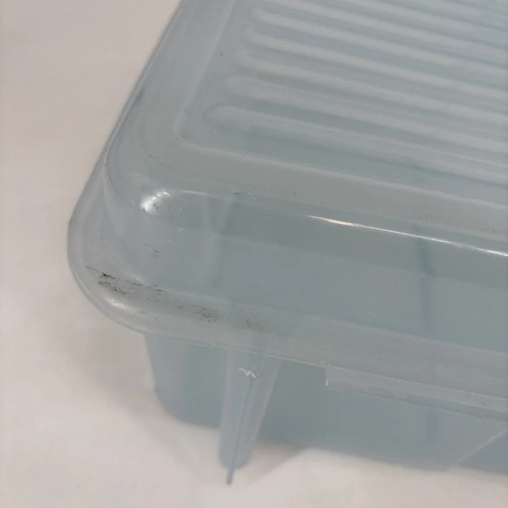 Rubbermaid Keeper Clear Blue Plastic Snap Case Hinged Storage Container 2283
